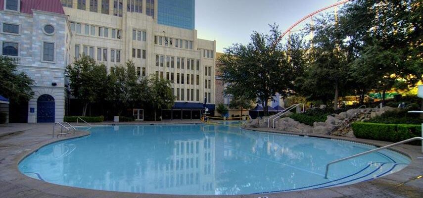 1715165460newyork-newyork-hotel-9